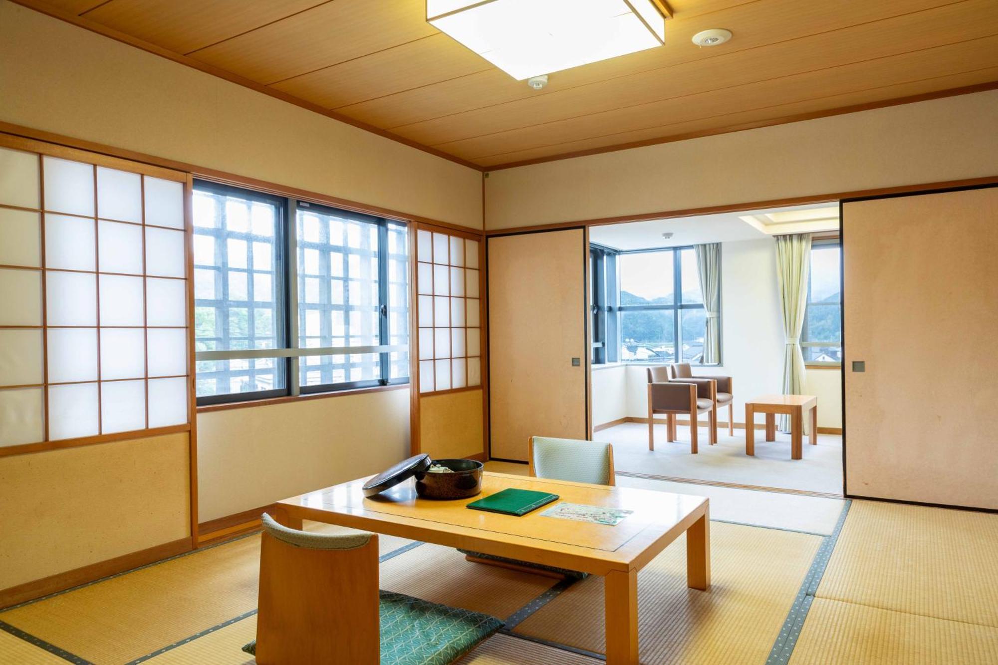 Suizansou Hotel Toyooka  Buitenkant foto