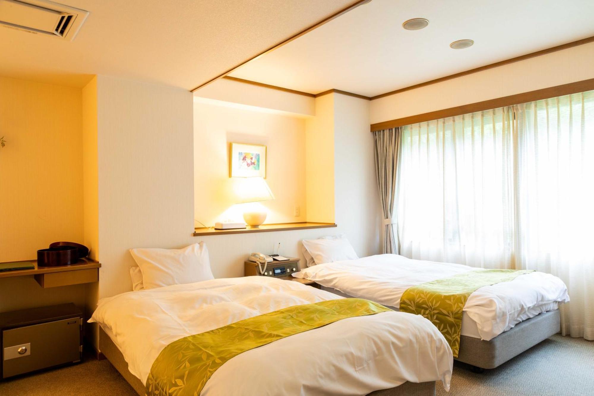 Suizansou Hotel Toyooka  Buitenkant foto