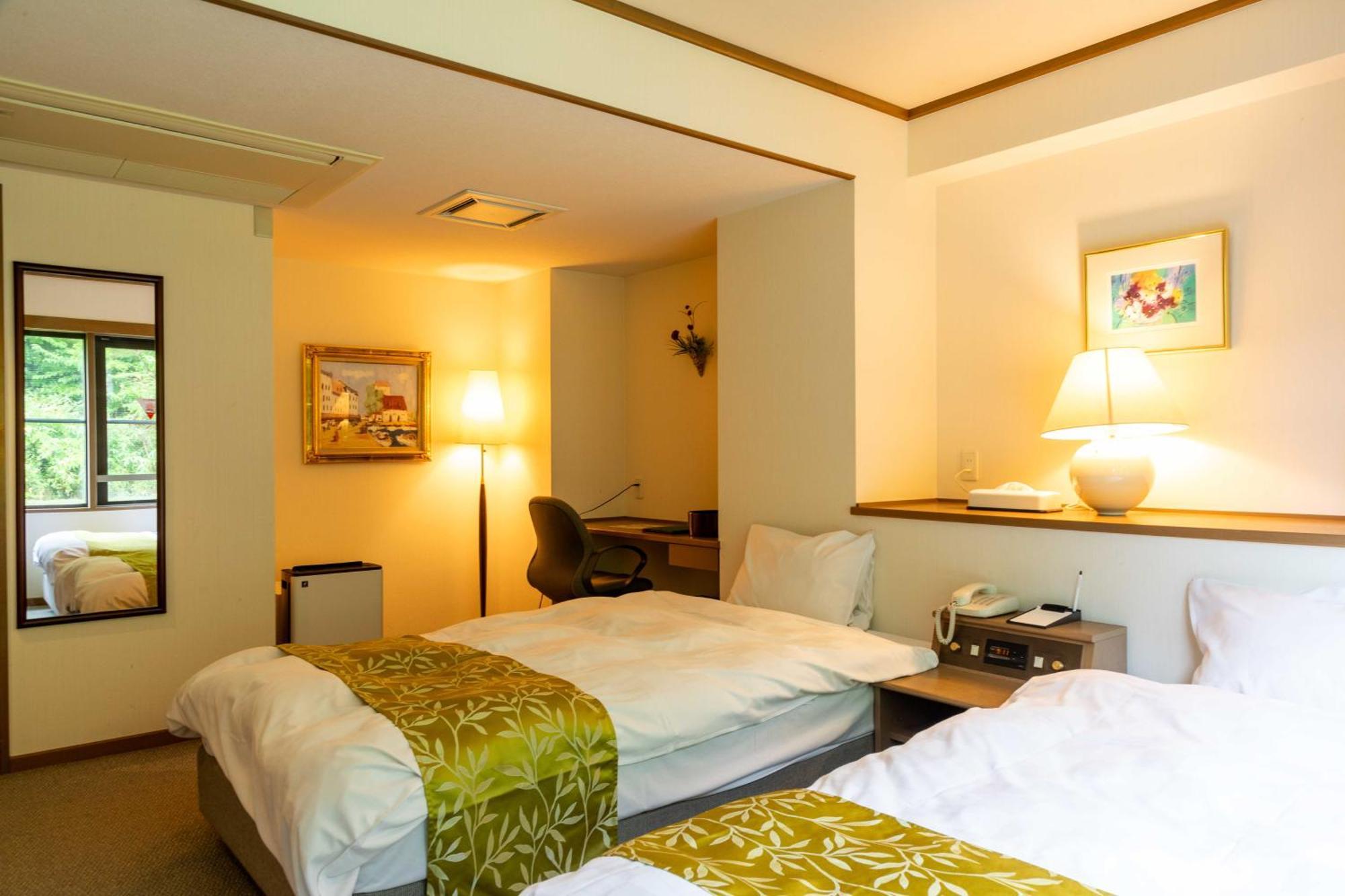 Suizansou Hotel Toyooka  Buitenkant foto